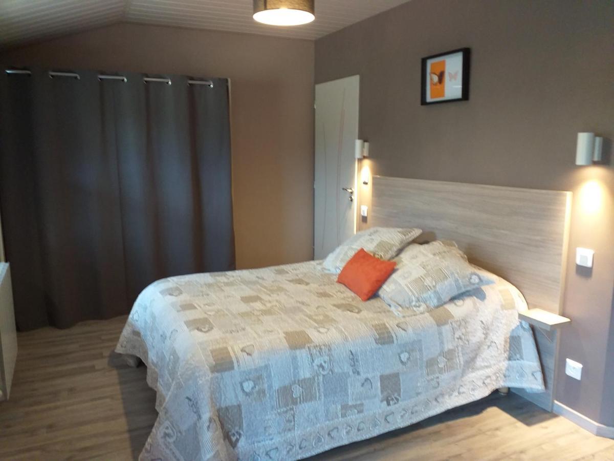 Bed and Breakfast Au petit bonheur à Saint-Martin-du-Frene Extérieur photo